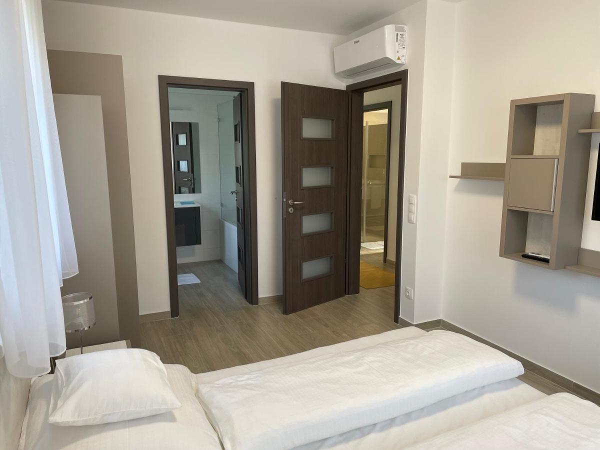 Royalhill Apartman Vonyarcvashegy Eksteriør bilde