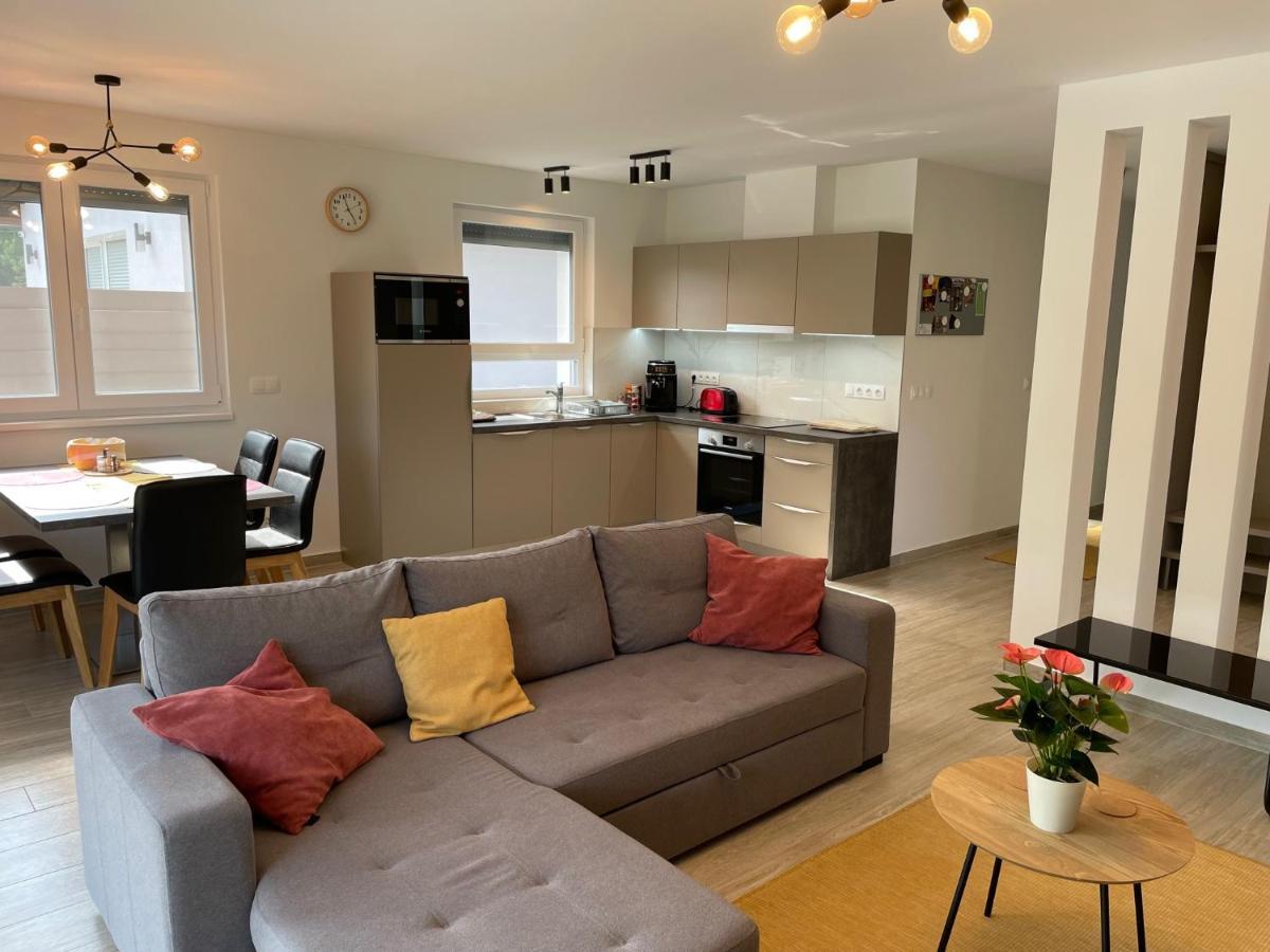 Royalhill Apartman Vonyarcvashegy Eksteriør bilde